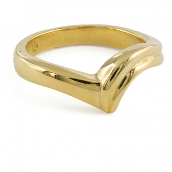 18ct gold 5.7g Wedding Ring size K